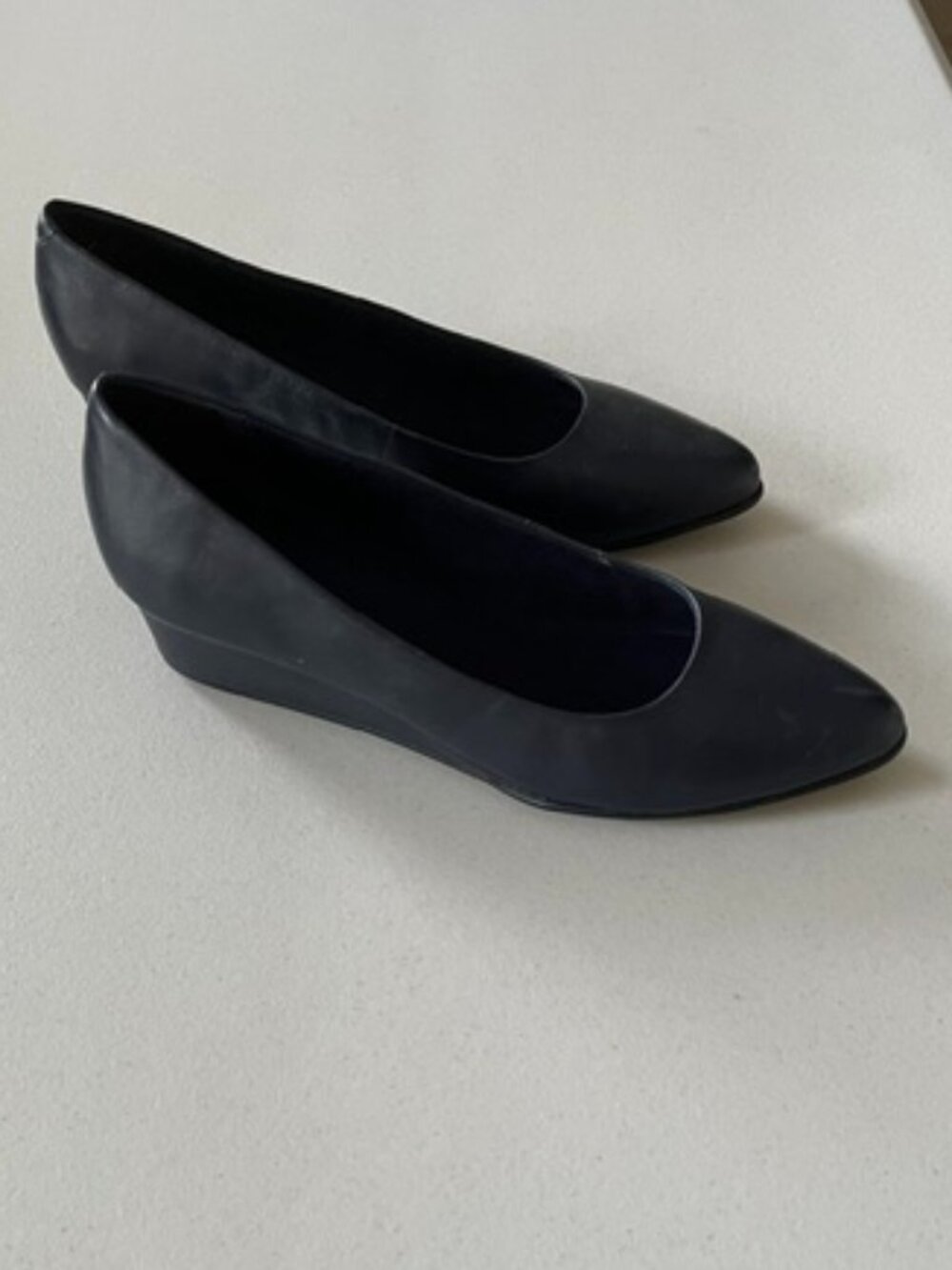 Leather Wedge Heels Navy 8.5 Wide